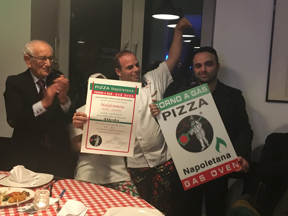 Malafemmena premiata prima pizzeria a Berlino per la vera pizza napoletana.