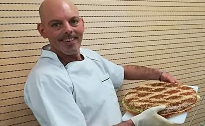 Il sorriso e il cibo di Roberto nella  scuola europea a Berlino